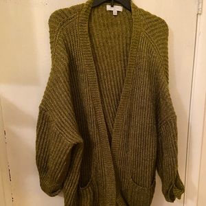 Olive green cardigan EUC 3X